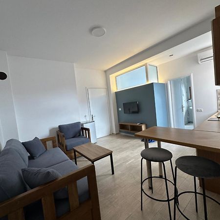 Vila Topciu Pogradec Exteriör bild