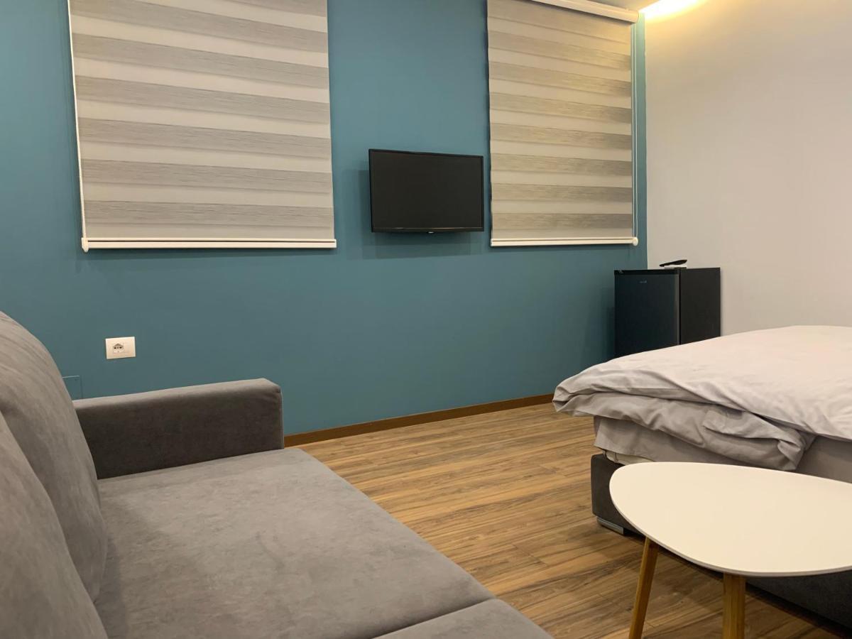 Vila Topciu Pogradec Exteriör bild