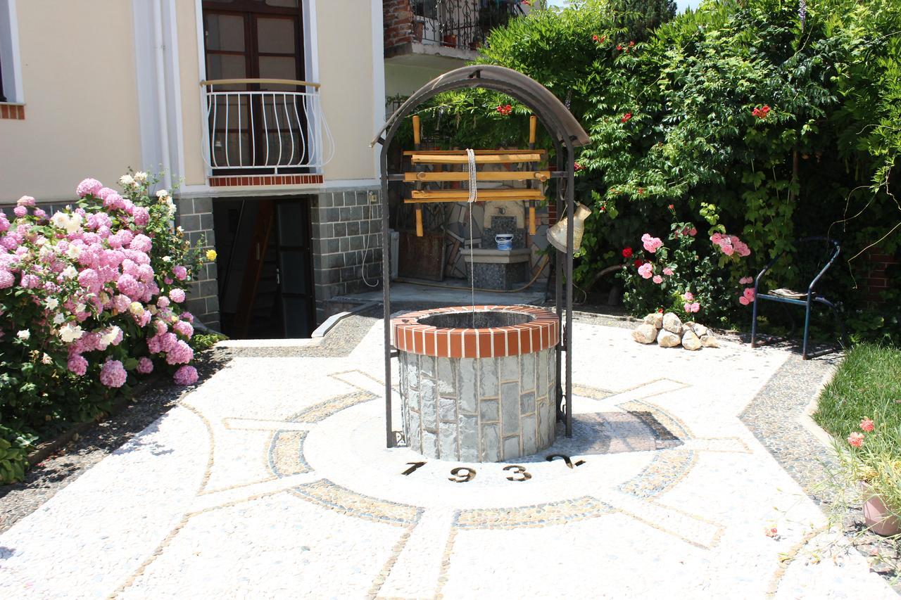 Vila Topciu Pogradec Exteriör bild